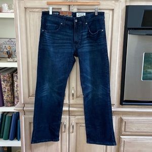 Axel Slim Boot Jeans NWT mens